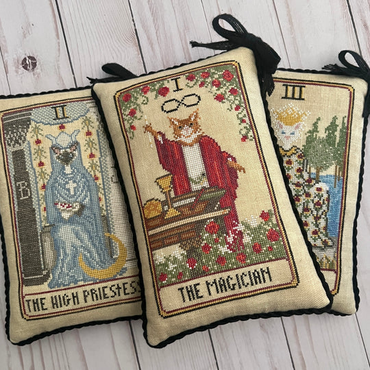 Cat Tarot I: The Magician | Dirty Annie's