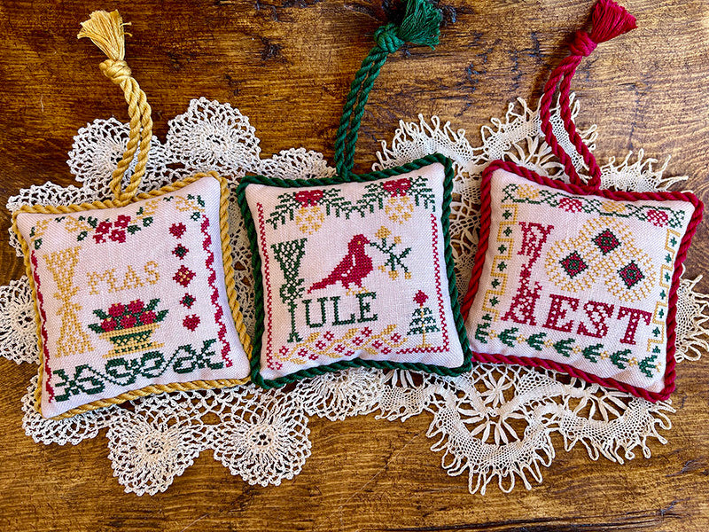 Vintage Christmas Alphabet 11 | Jan Hicks Creates