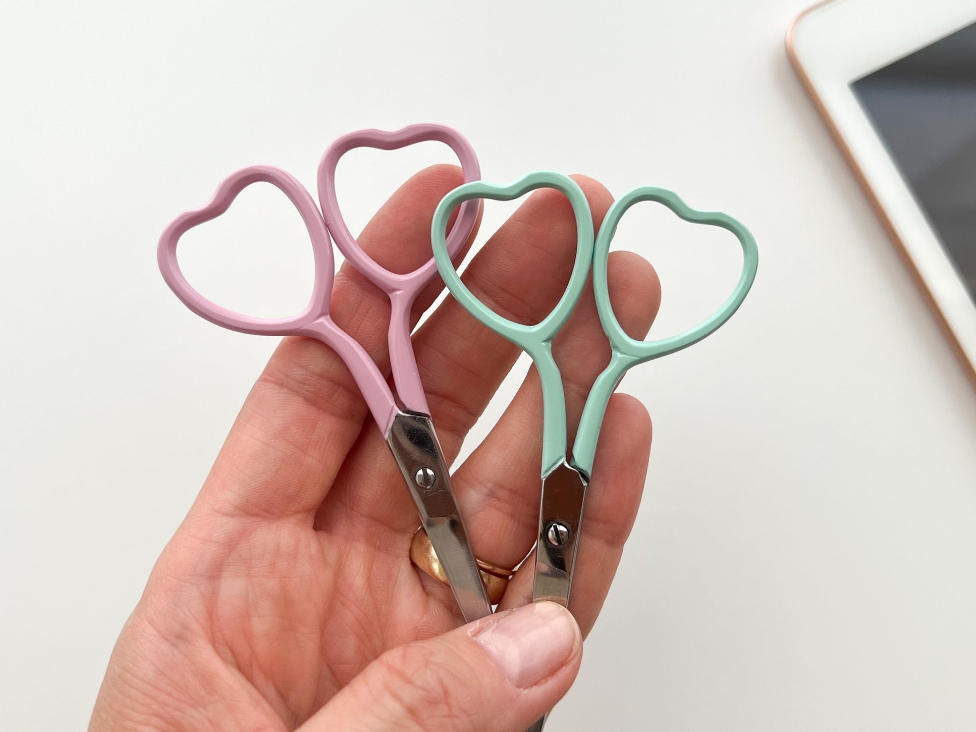 Heart Embroidery Scissors - Mint