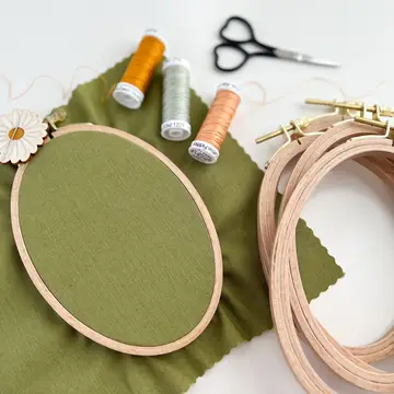 Beechwood Embroidery Hoops - Oval