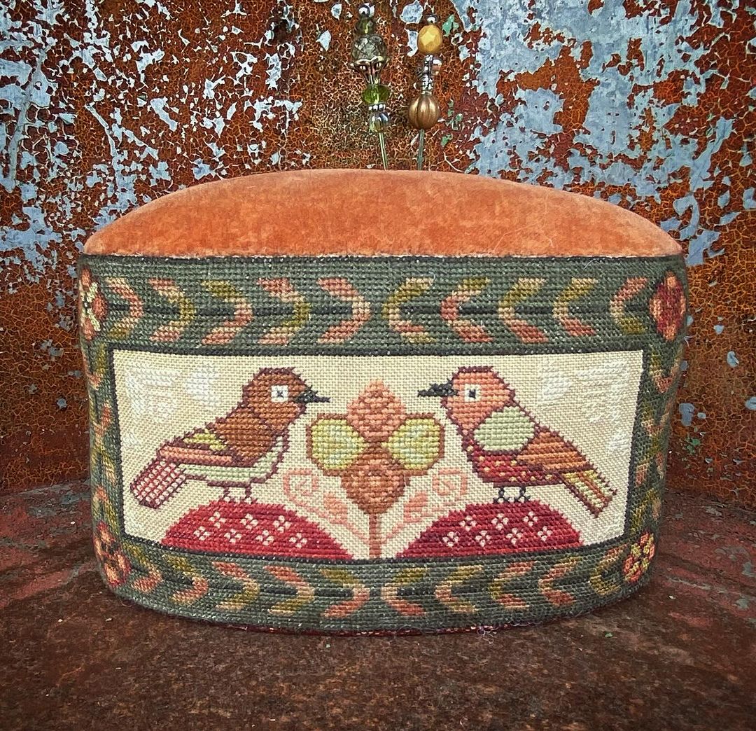 Prim Birds Pin Drum | Teresa Kogut