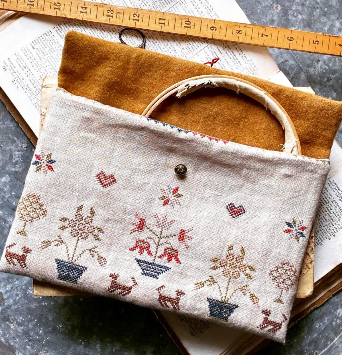 Caroline's Sampler Sewing Bag | Stacy Nash