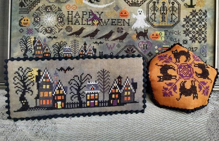 Halloween Quaker | Lila's Studio