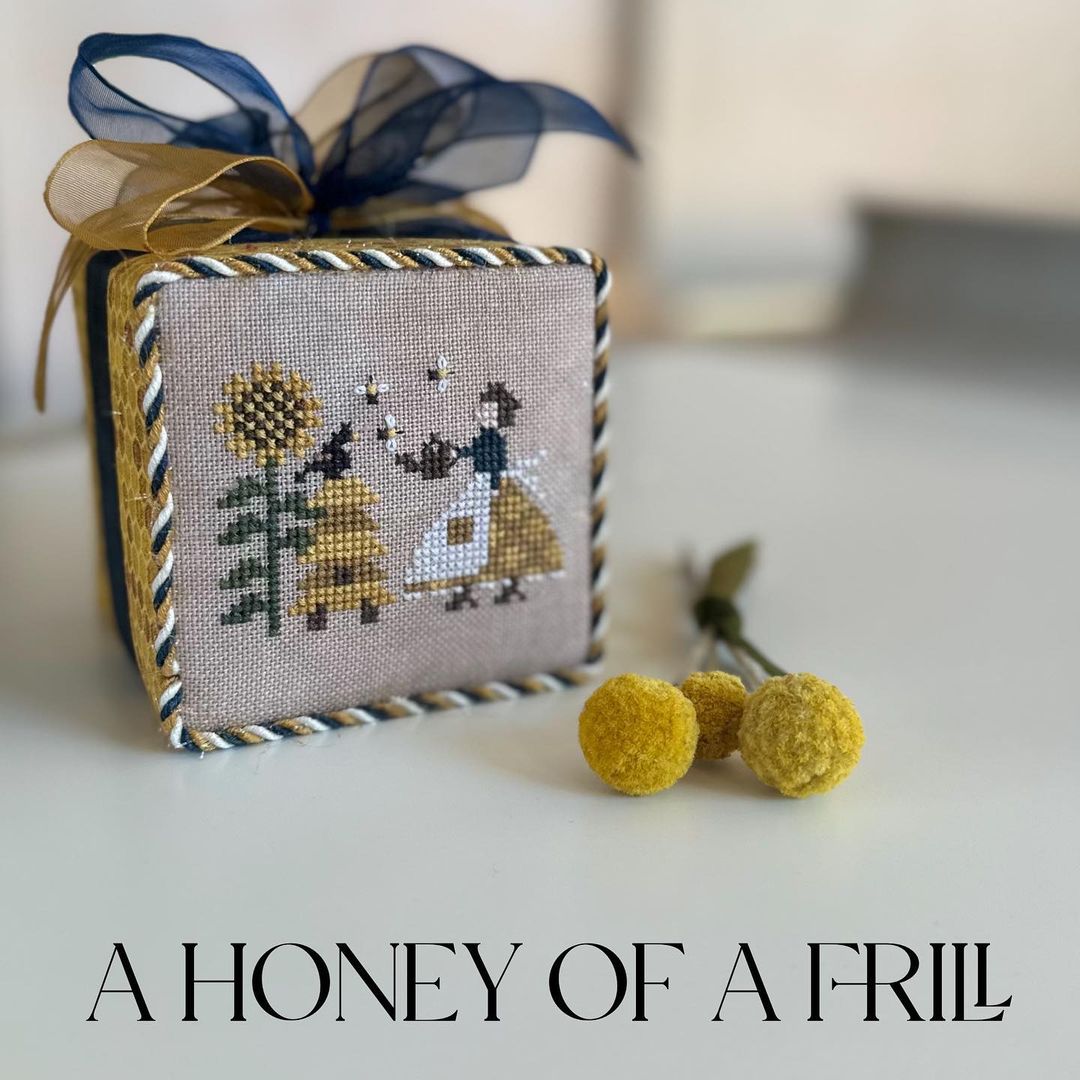 A Honey of a Frill | Heart in Hand